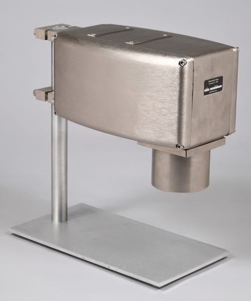 Czujnik IR-3000 do zastosowania w przemyśle spożywczym, przeznaczony do kontaktu z żywnością.